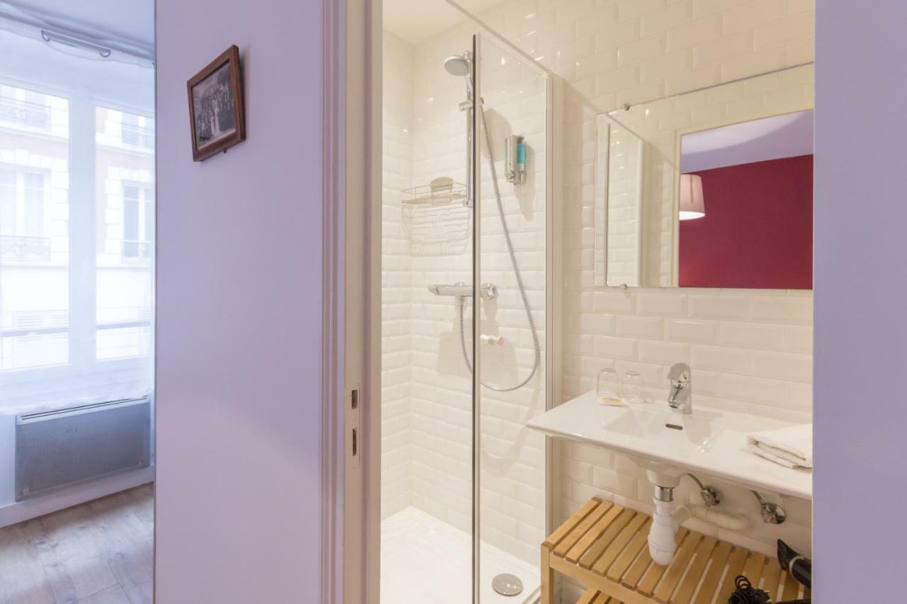 Les Toits De Paris Bed & Breakfast ภายนอก รูปภาพ