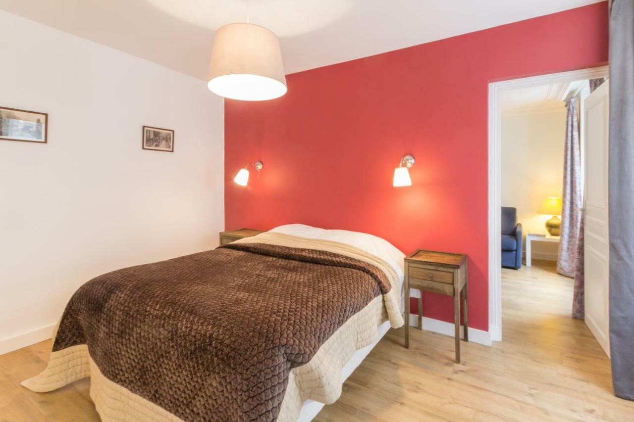 Les Toits De Paris Bed & Breakfast ภายนอก รูปภาพ