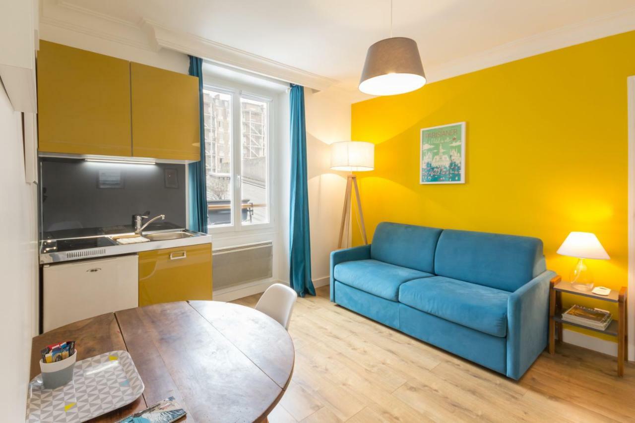 Les Toits De Paris Bed & Breakfast ภายนอก รูปภาพ