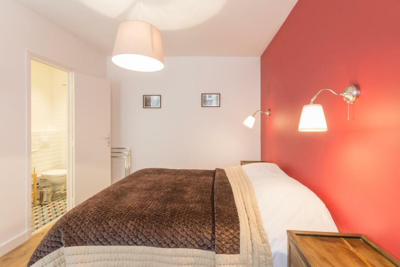 Les Toits De Paris Bed & Breakfast ภายนอก รูปภาพ