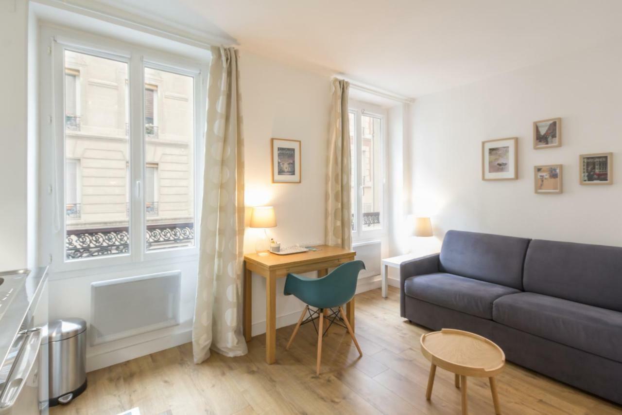 Les Toits De Paris Bed & Breakfast ภายนอก รูปภาพ