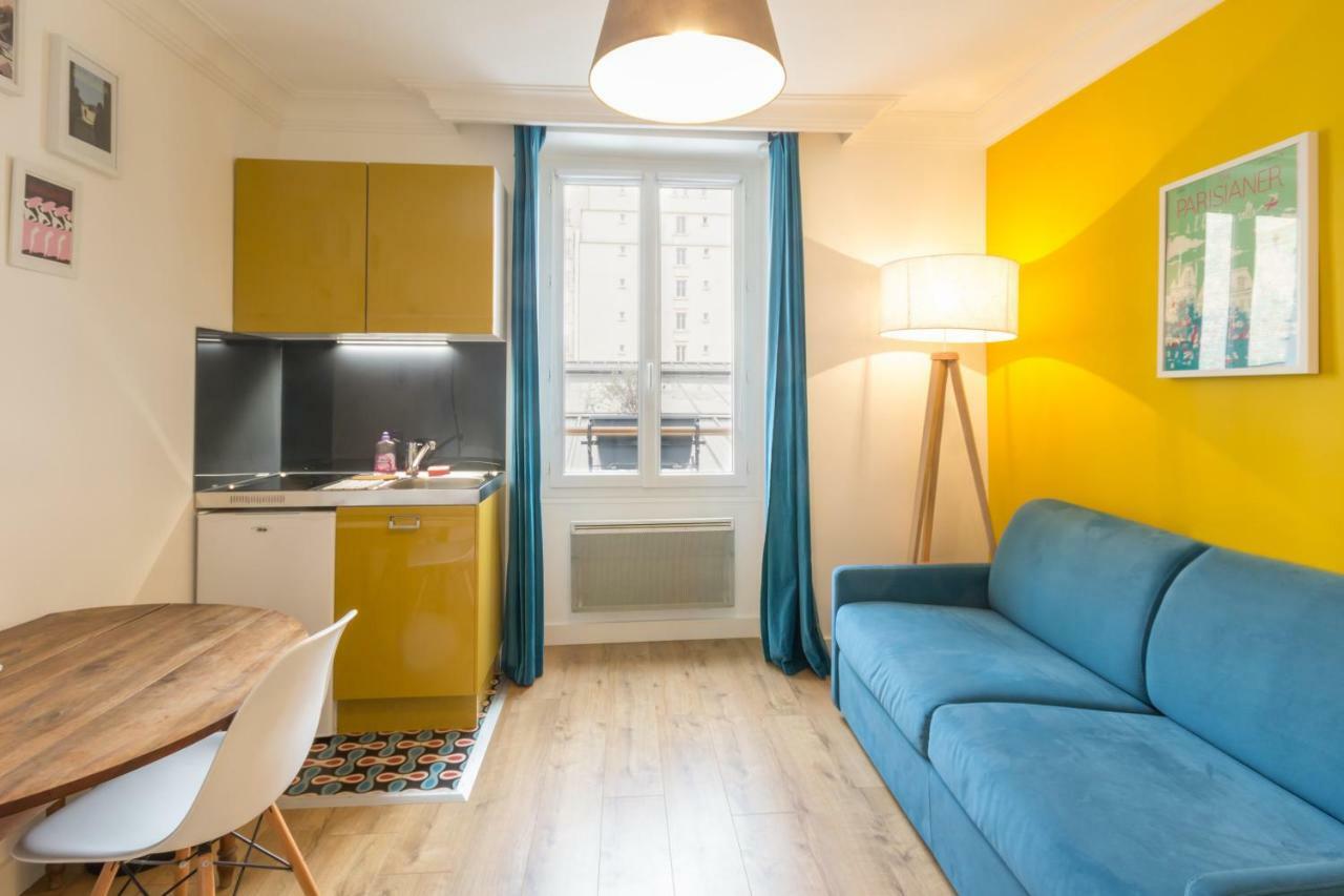 Les Toits De Paris Bed & Breakfast ภายนอก รูปภาพ