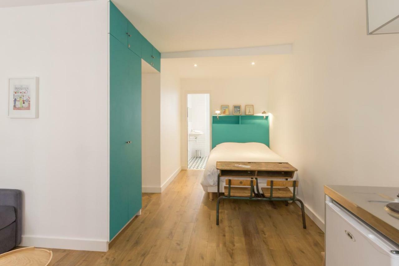 Les Toits De Paris Bed & Breakfast ภายนอก รูปภาพ